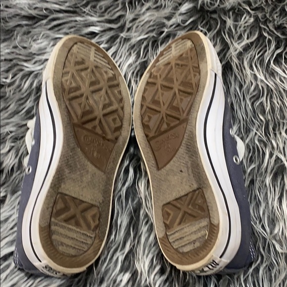 Converse - Picture 3 of 3